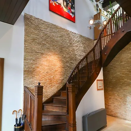 Prato Πανσιόν 4*