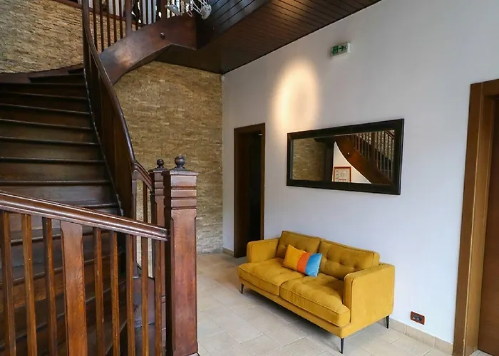 普拉托别墅酒店 4*